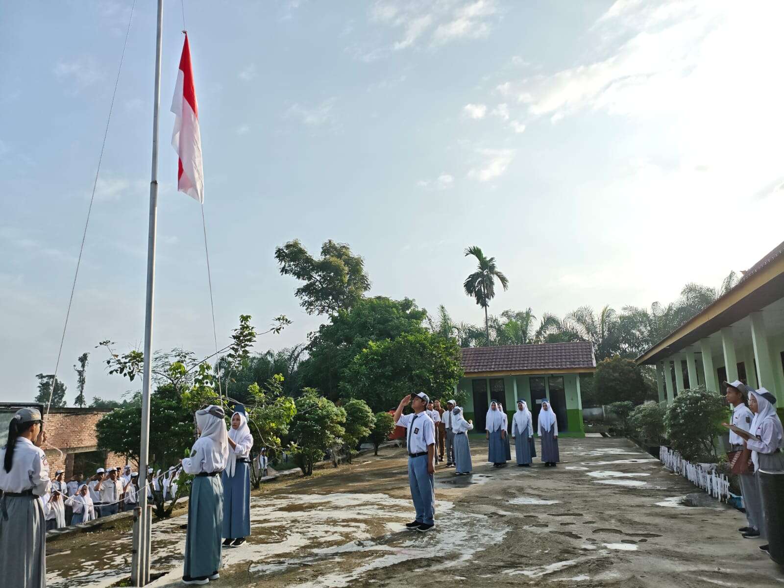 PAGI CERIA UPACARA BENDERA